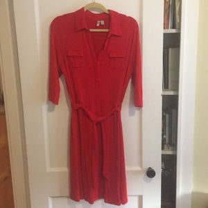 Red jersey dress, 3/4 sleeve, sash belt